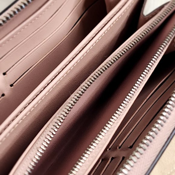 TN2139 - Louis Vuitton Mahina Zippy Wallet - Picture 8 of 9